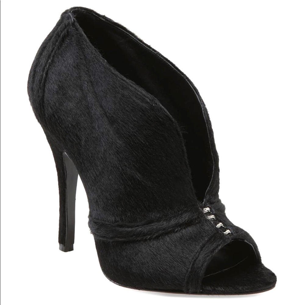 Elizabeth & James Calf Hair Peep-Toe Bootie Sz 8B